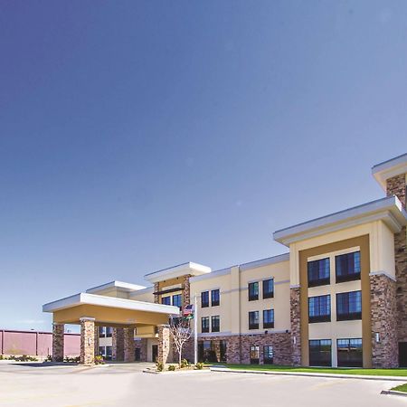 La Quinta By Wyndham Pampa Hotel Exterior foto